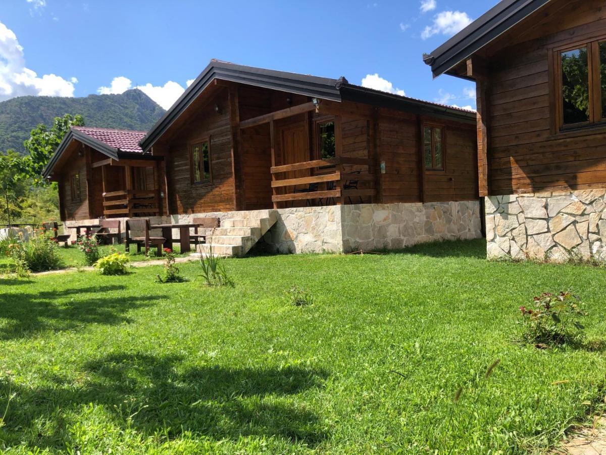 Orahovo Cottages Virpazar Ngoại thất bức ảnh