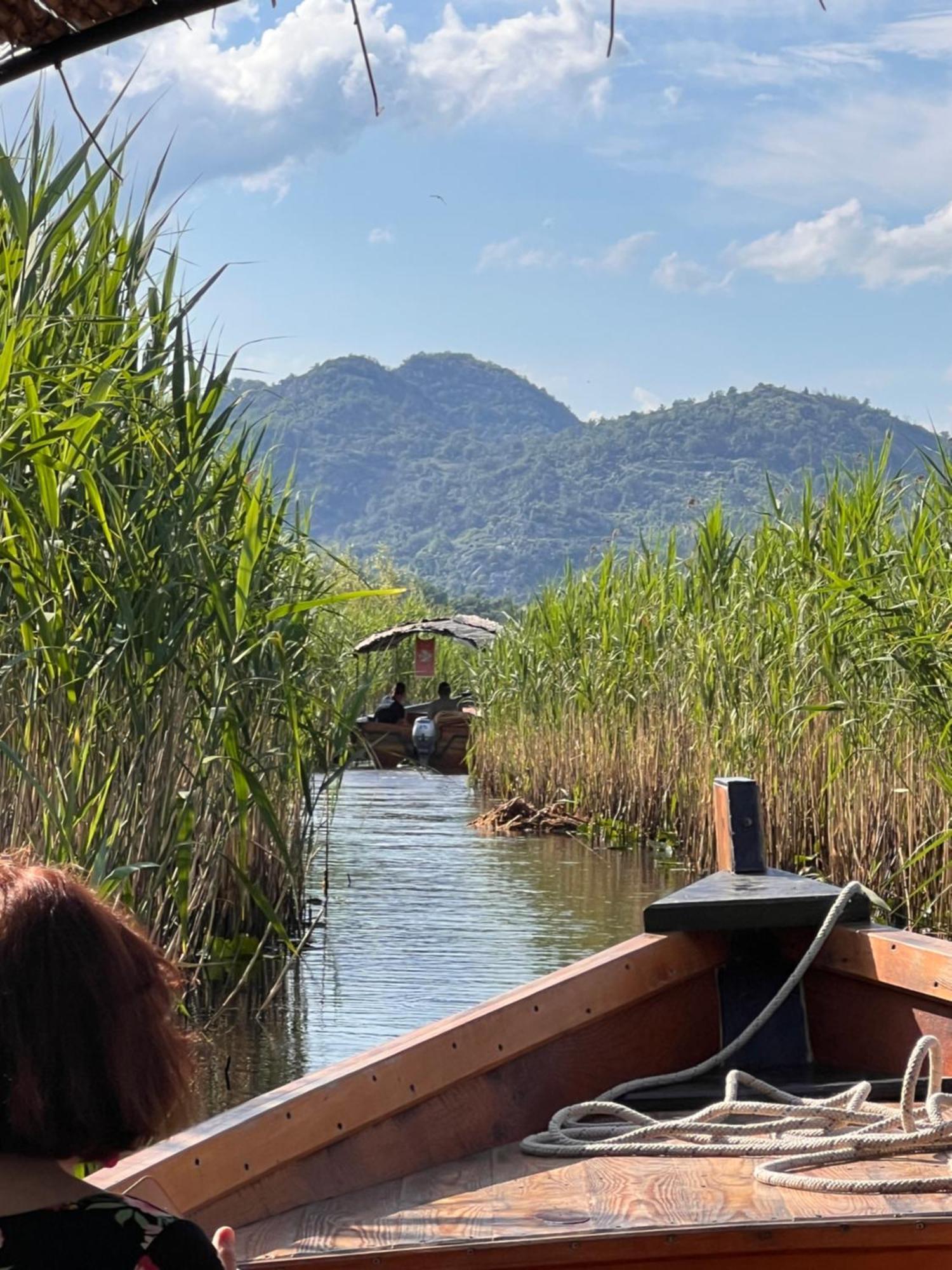 Orahovo Cottages Virpazar Ngoại thất bức ảnh