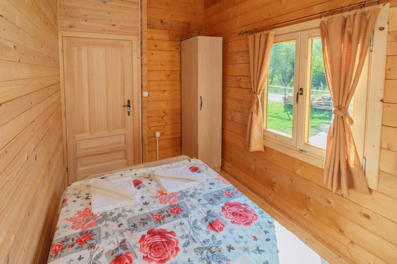 Orahovo Cottages Virpazar Ngoại thất bức ảnh