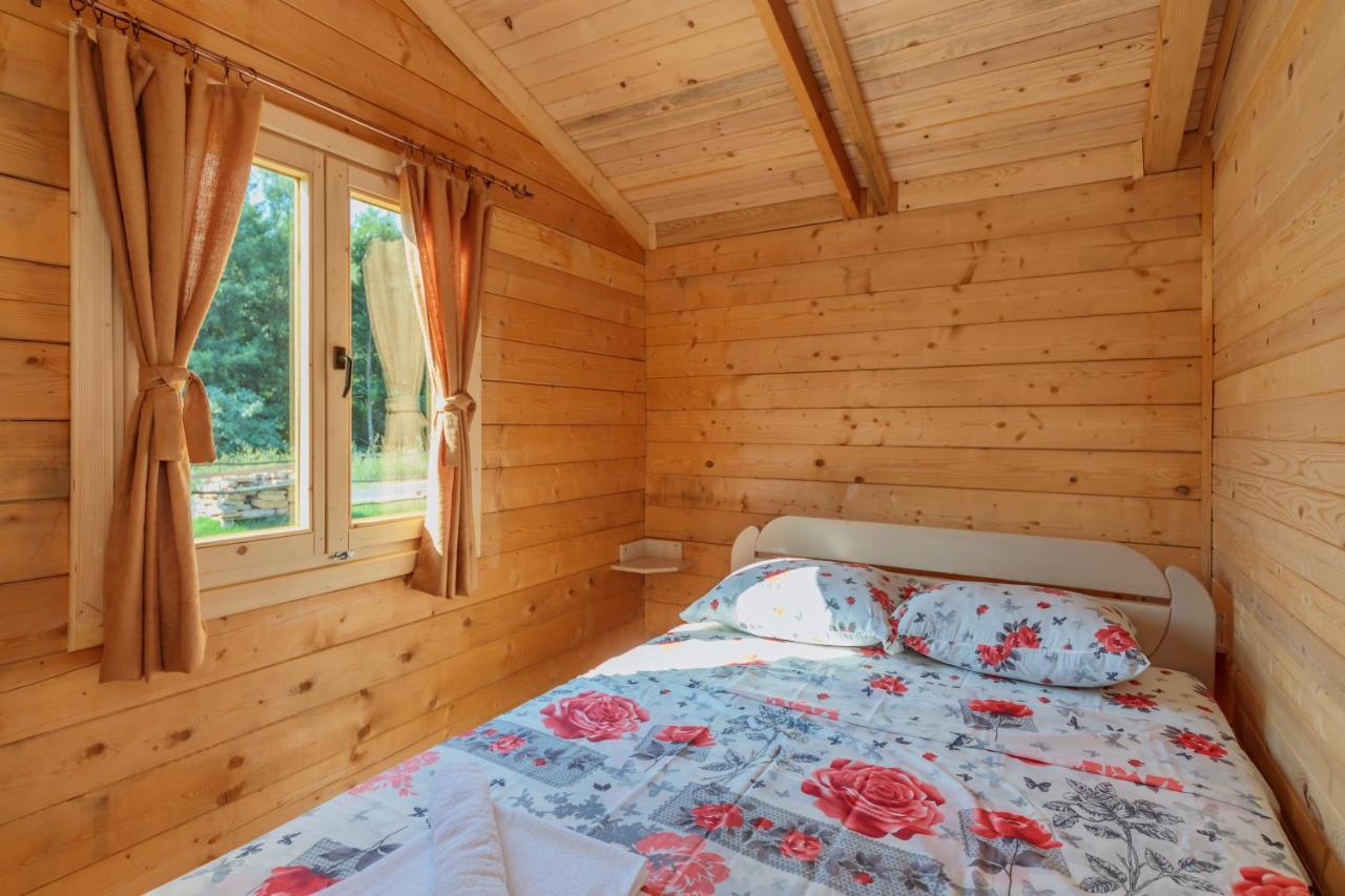 Orahovo Cottages Virpazar Ngoại thất bức ảnh